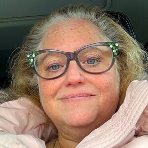 Meet your Posher, Gwen